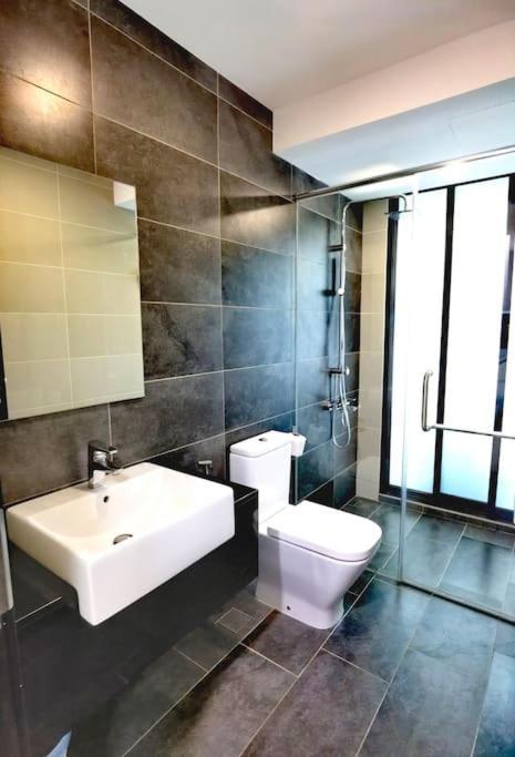 Apartment C3014 Almas Muji Studio100mbpsnetflix By *